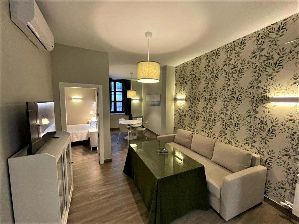 Apartamentos Sol Del Prior Убеда Екстер'єр фото